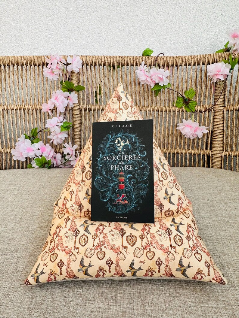 Coussin de lecture Romance