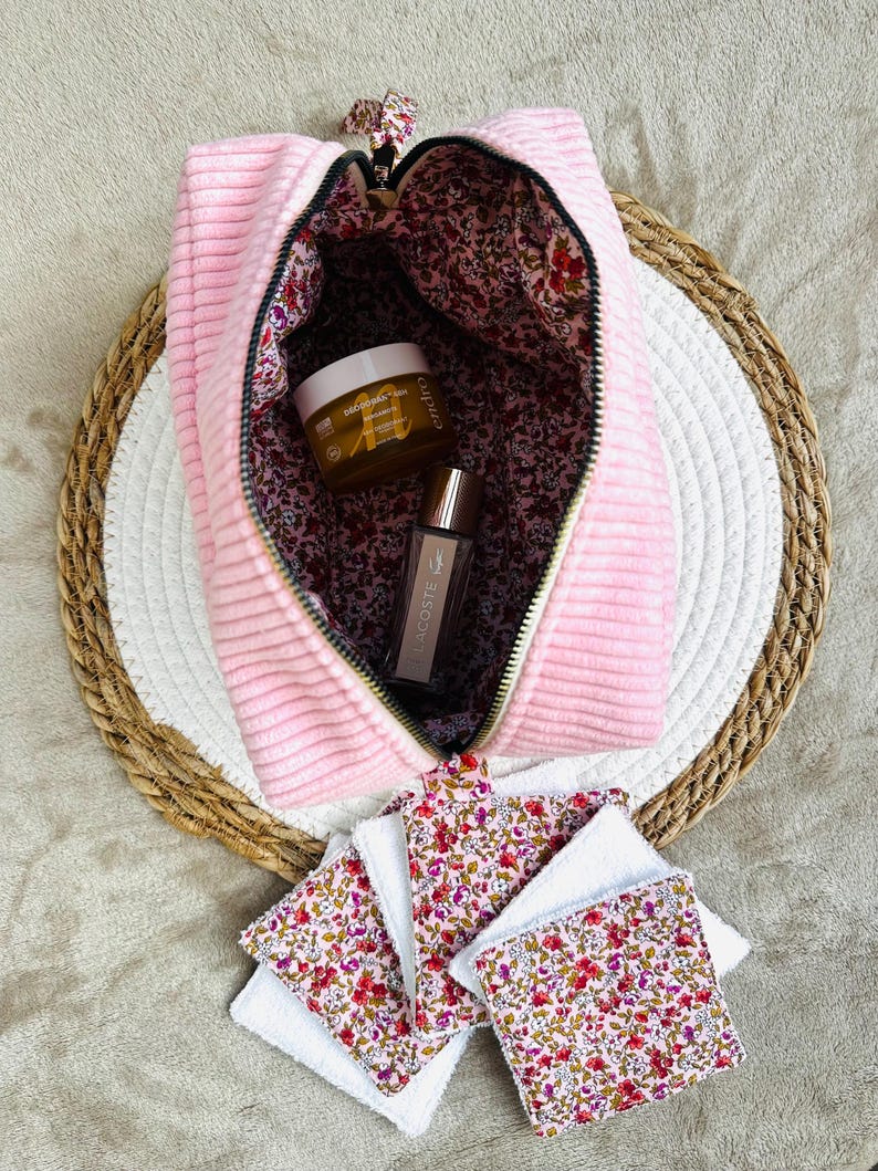 Trousse de toilette en velours